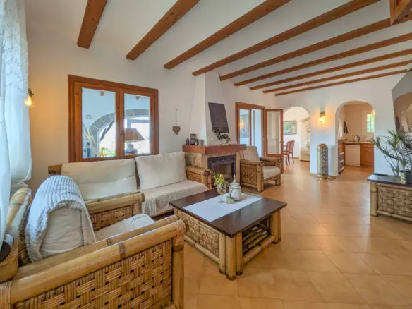 3-bedroom Villa In Denia, Spain (238 M²)