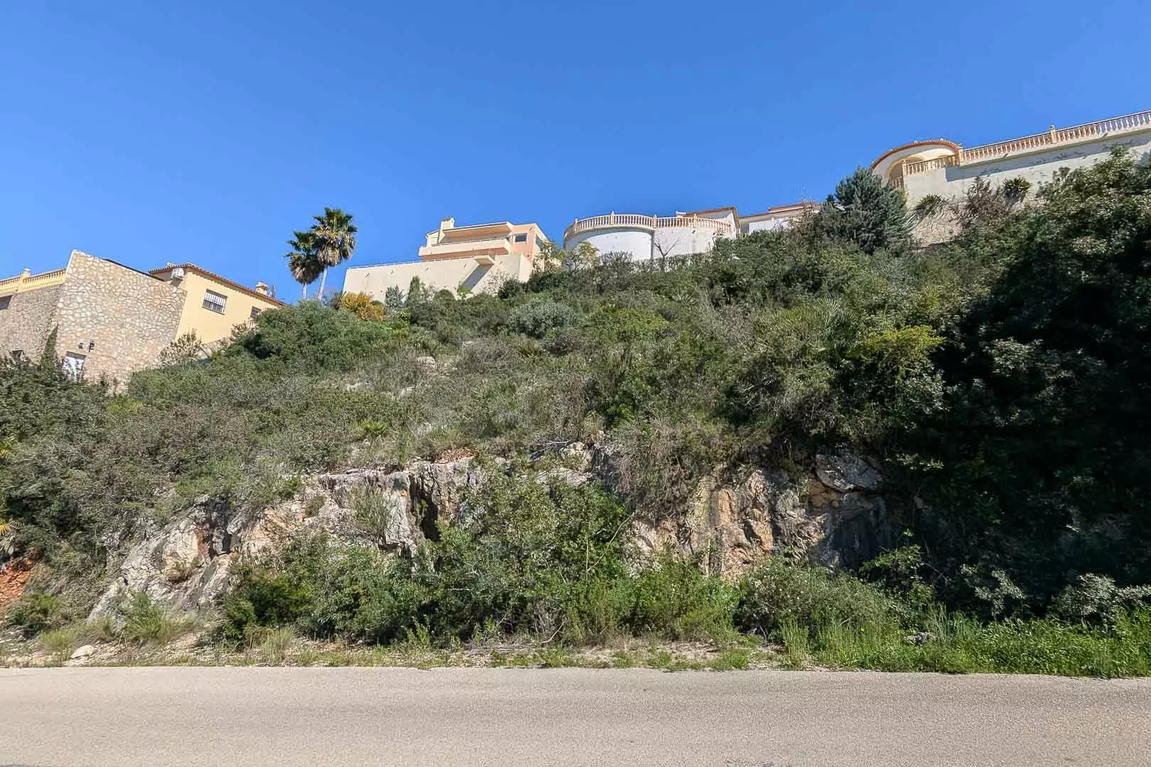 3-bedroom Villa In Pedreguer, Spain (160 M²)