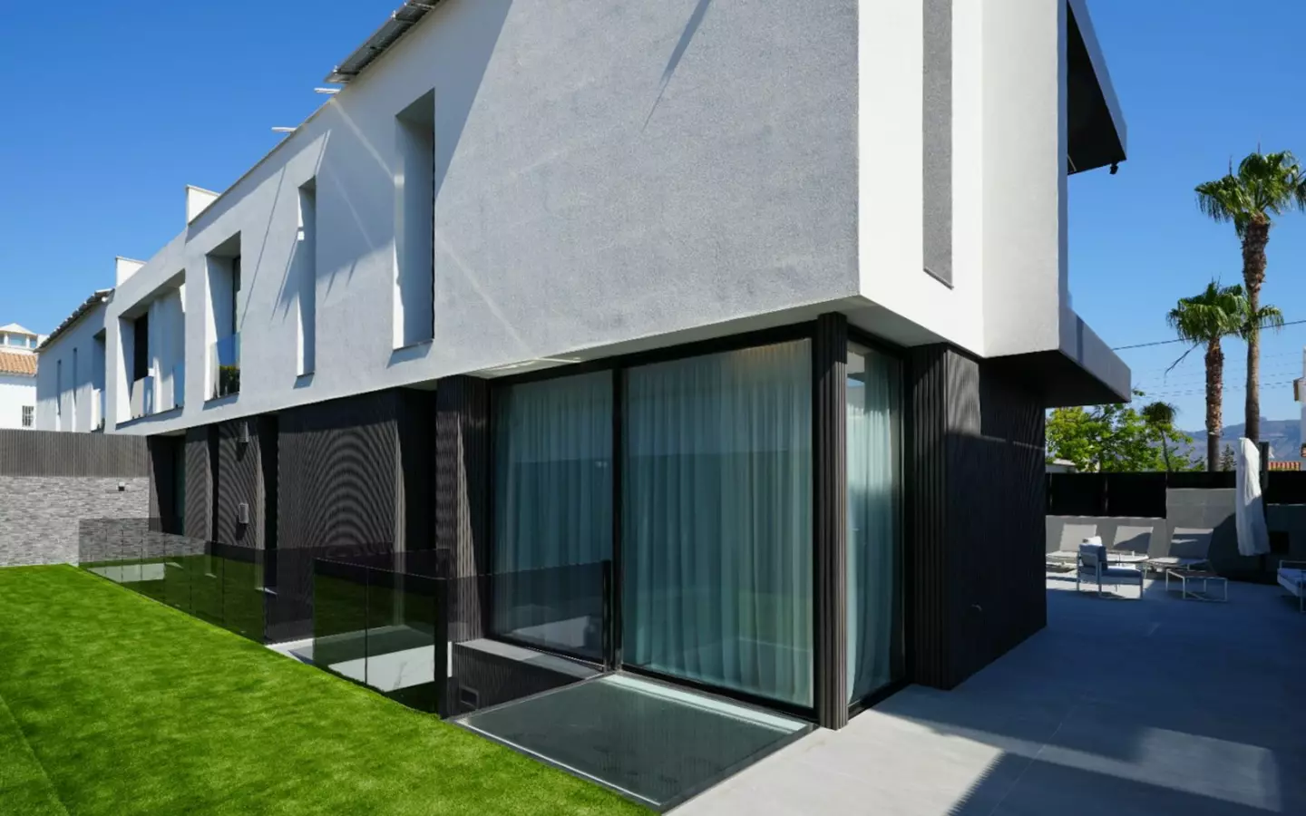 5-bedroom Villa In Alfaz Del Pi, Spain (322 M²)