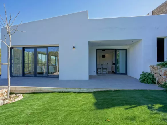3-bedroom Villa In Jávea – Xàbia, Spain (250 M²)