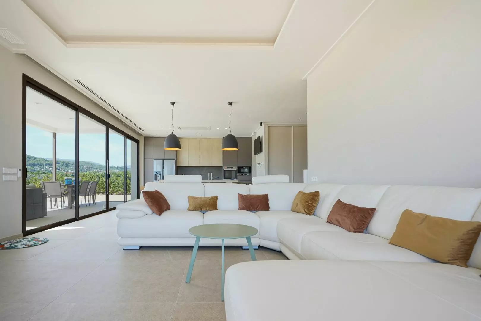 3-bedroom Villa In Pedreguer, Spain (225 M²)