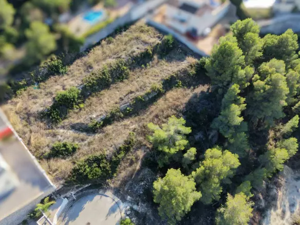 Plot In Moraira, Spain (1.280 M² Plot)