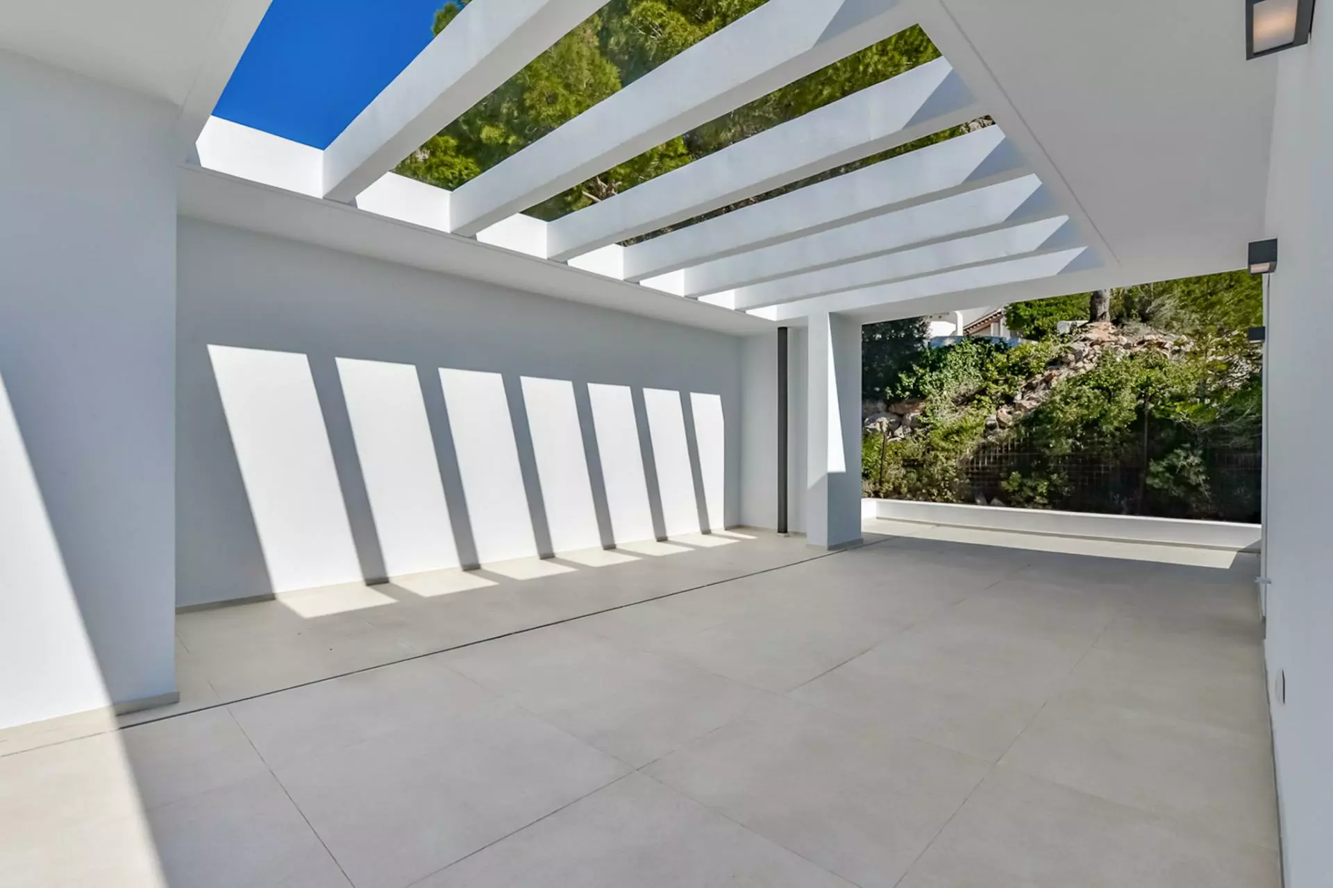 2-7-bf65a8 5-bedroom Villa In Altea, Spain (390 M²)
