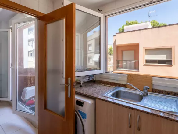 3-bedroom Apartment In Teulada, Spain (119 M²)