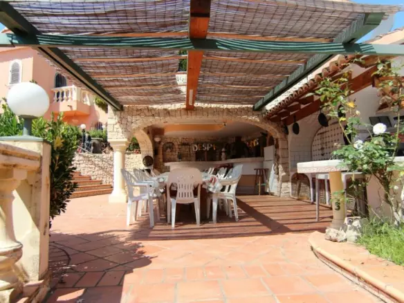 8-bedroom Villa In Benissa, Spain (392 M²)