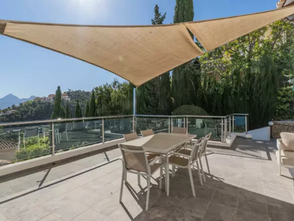 5-bedroom Villa In Altea, Spain (232 M²)