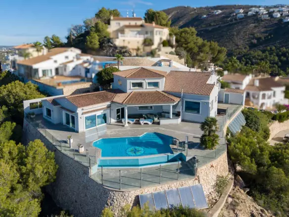 4-bedroom Villa In Moraira, Spain (434 M²)