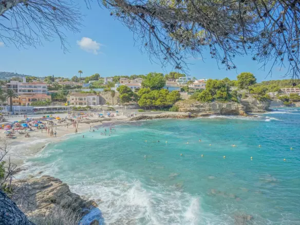 Plot In Benissa, Spain (1.056 M² Plot)