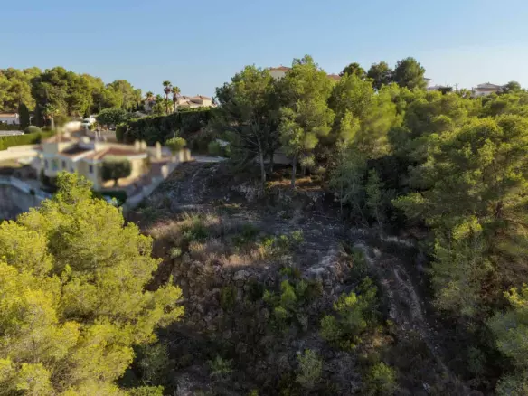 Plot In Moraira, Spain (801 M² Plot)