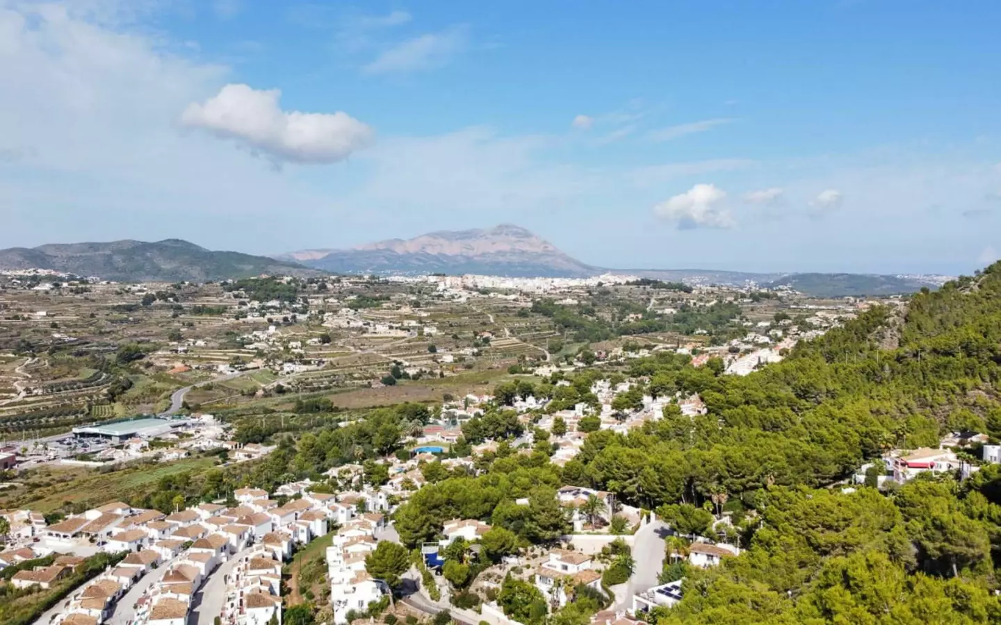 Plot In Moraira, Spain (1.443 M² Plot)