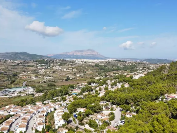 Plot In Moraira, Spain (1.443 M² Plot)