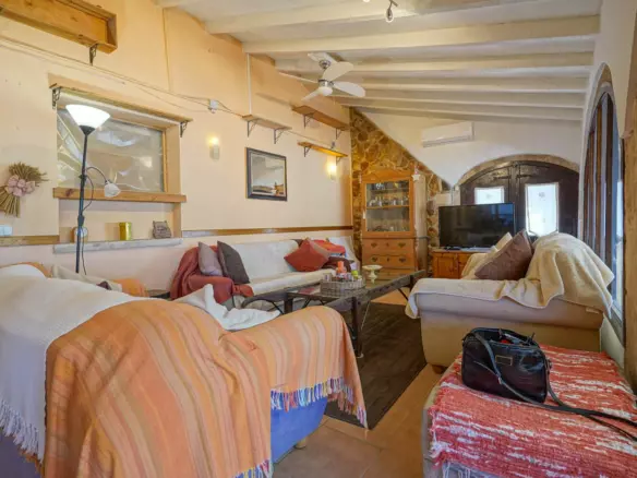 3-bedroom Villa In Jávea – Xàbia, Spain (157 M²)