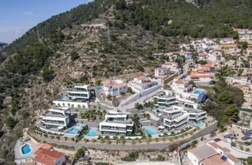 4-bedroom Villa In Calpe, Spain (410 M²)