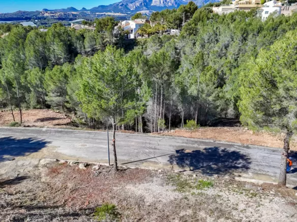Plot In Altea, Spain (985 M² Plot)