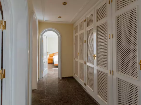 5-bedroom Villa In Benissa, Spain (565 M²)