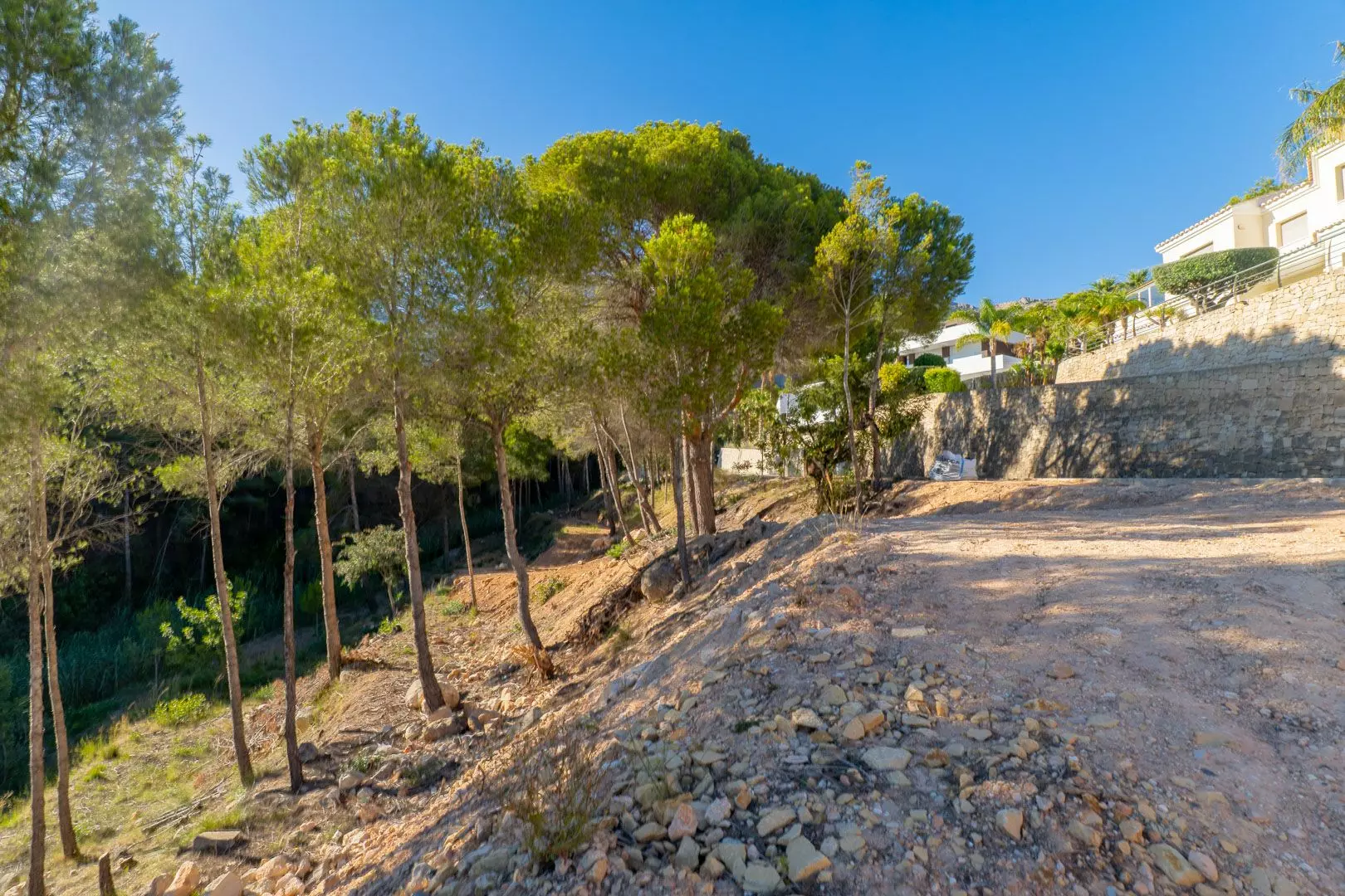Plot In Altea, Spain (2.120 M² Plot)