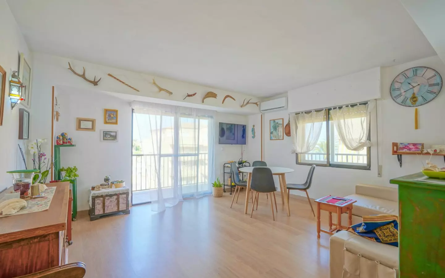 2-bedroom Apartment In Denia, Spain (80 M²)