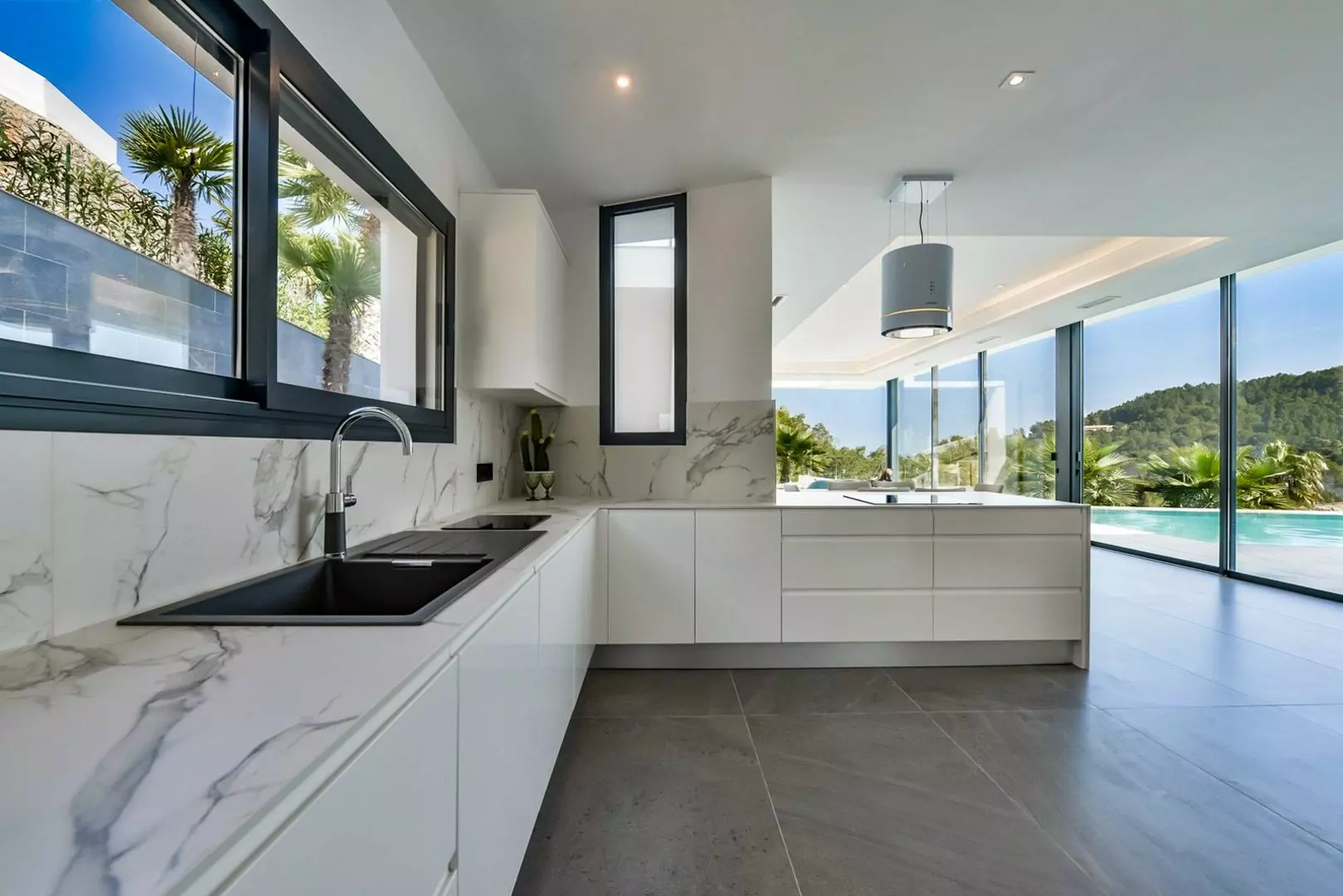 2-8-32e01f 3-bedroom Villa In Jávea – Xàbia, Spain (374 M²)