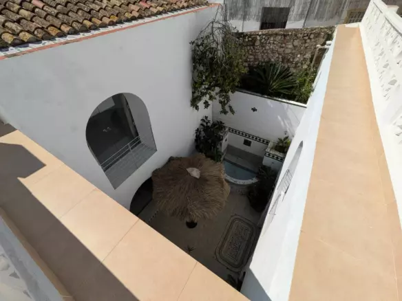 3-bedroom House In Oliva, Spain (289 M²)