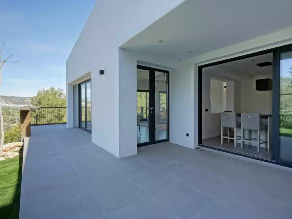 3-bedroom Villa In Jávea – Xàbia, Spain (250 M²)