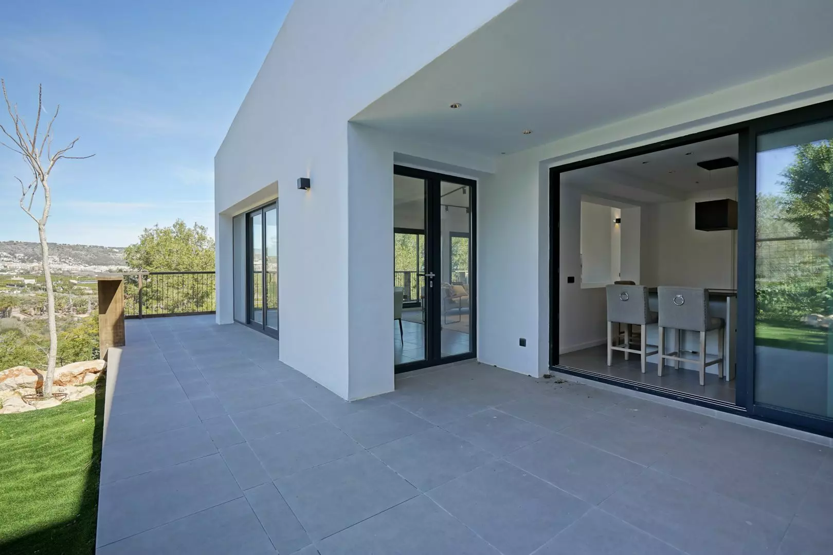 3-bedroom Villa In Jávea – Xàbia, Spain (250 M²)