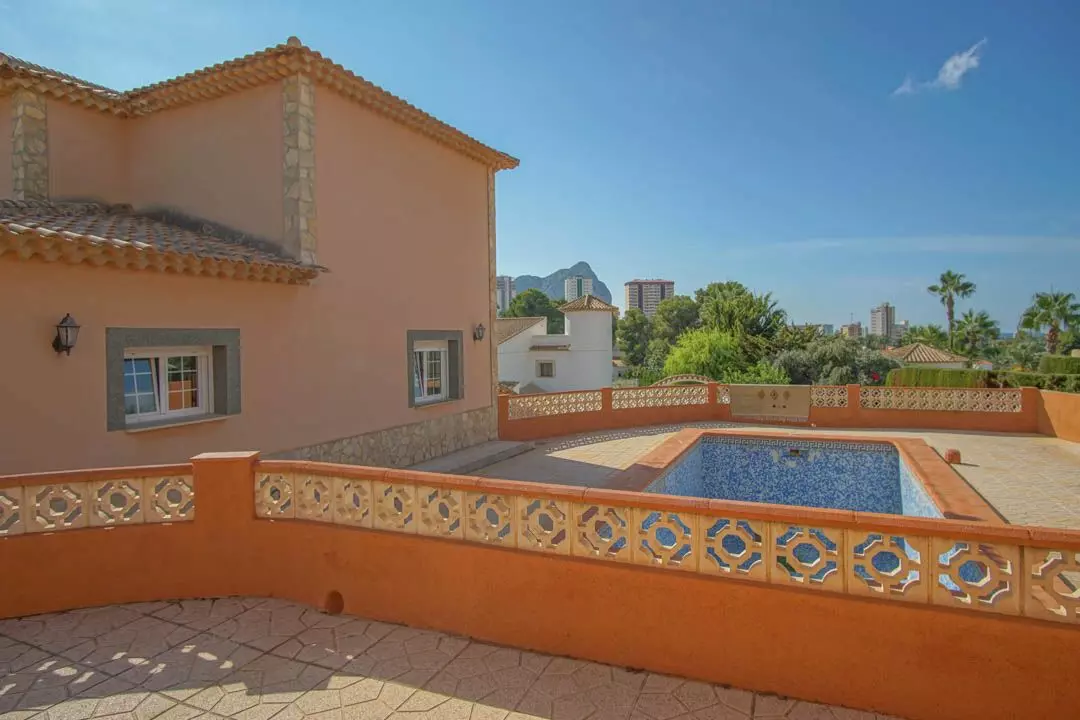 5-bedroom Villa In Calpe, Spain (345 M²)