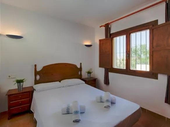 3-bedroom Villa In Calpe, Spain (90 M²)