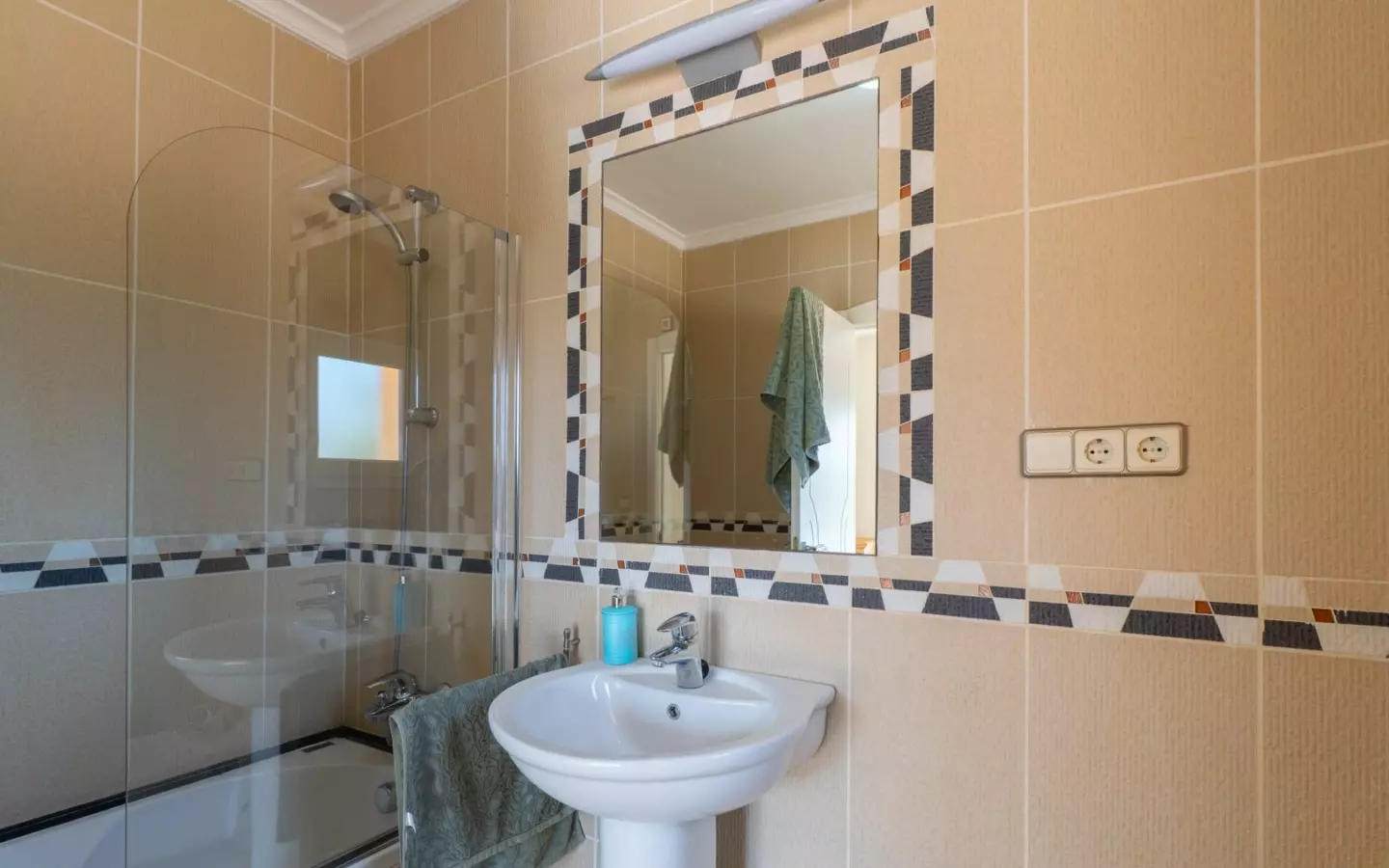 3-bedroom Villa In Jávea – Xàbia, Spain (255 M²)
