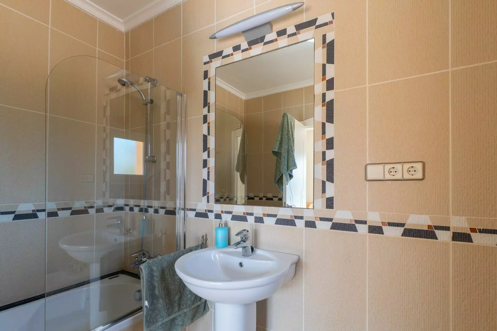 3-bedroom Villa In Jávea – Xàbia, Spain (255 M²)