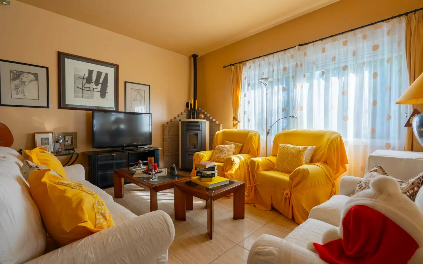 2-bedroom Villa In Benitachell, Spain (202 M²)