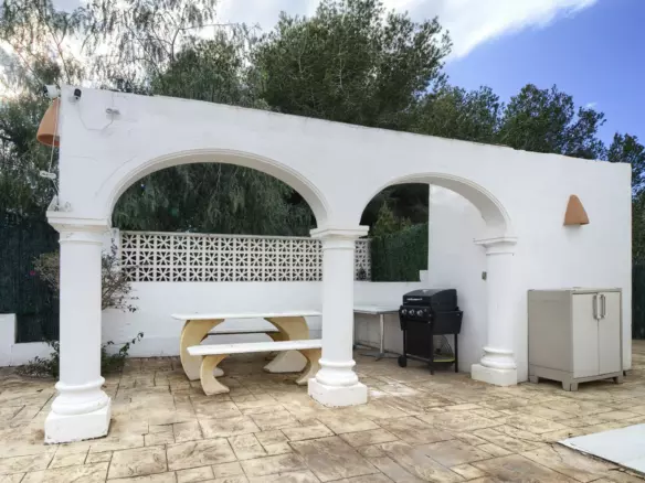 4-bedroom Villa In Jávea – Xàbia, Spain (257 M²)