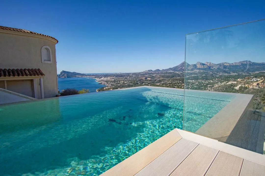 6-bedroom Villa In Altea, Spain (547 M²)
