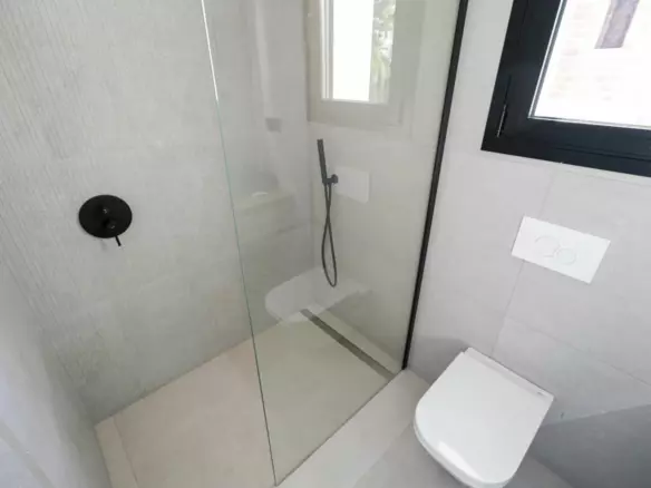 3-bedroom Villa In Polop, Spain (293 M²)