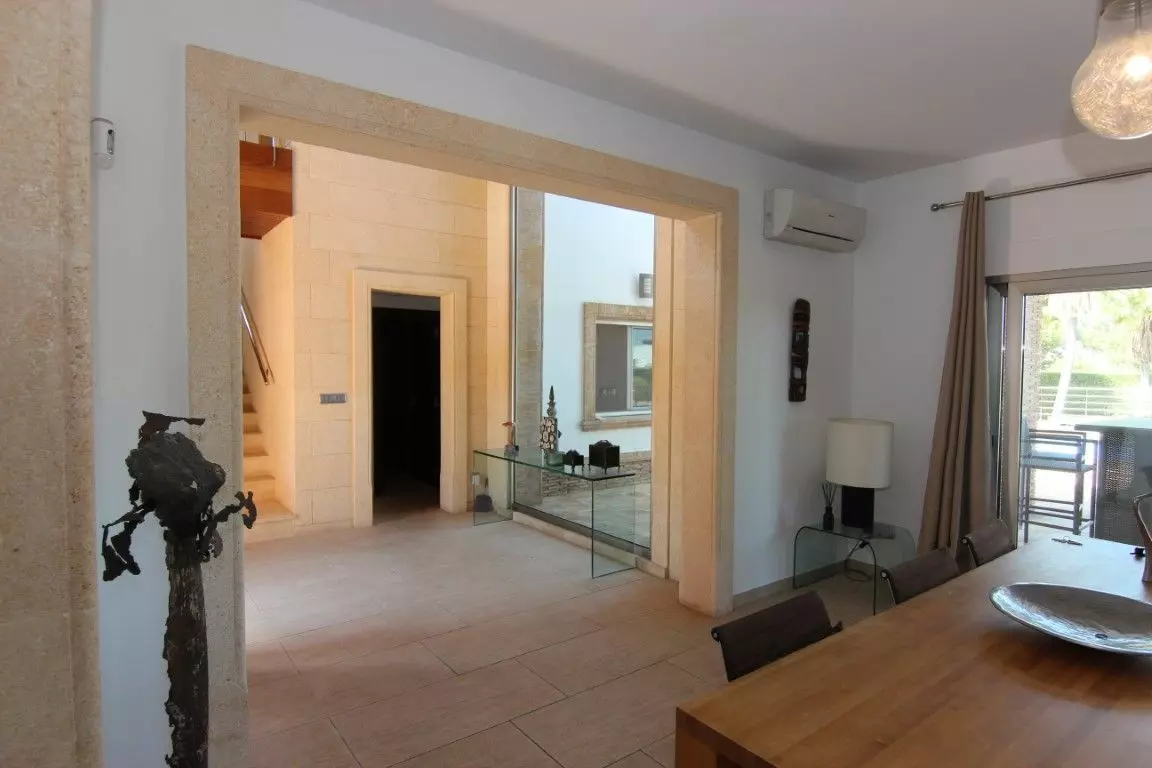 5-bedroom Villa In Jávea – Xàbia, Spain (450 M²)