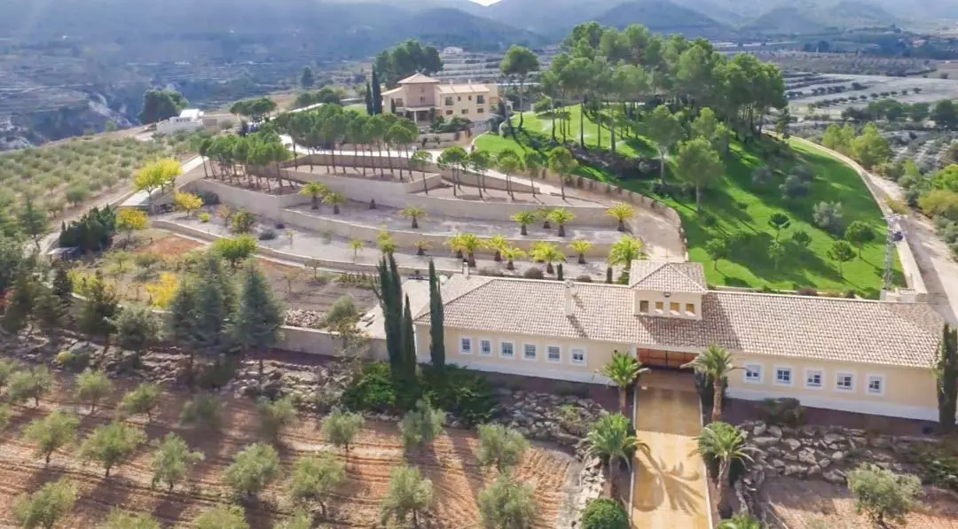 7-bedroom Villa In Penaguila, Spain (1.529 M²)