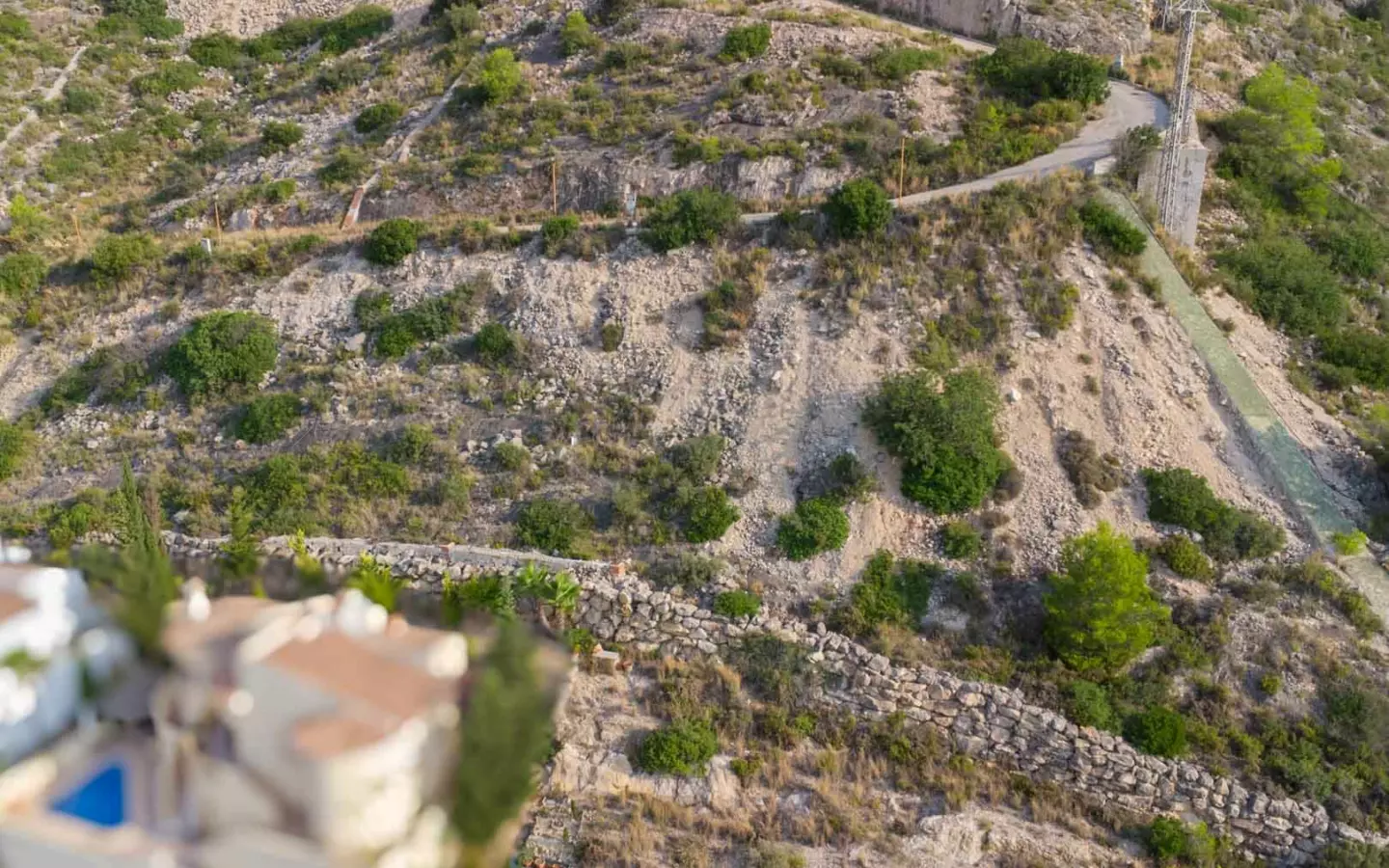 Plot In Jalon – Xalo, Spain (653 M² Plot)