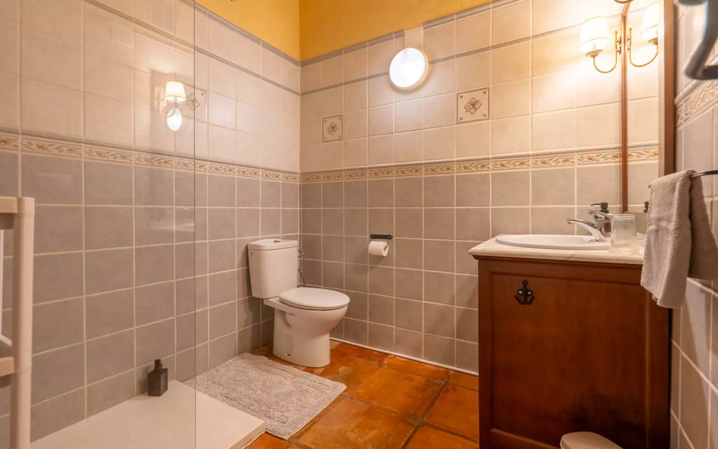 6-bedroom Commercial Unit In Sagra, Spain (426 M²)