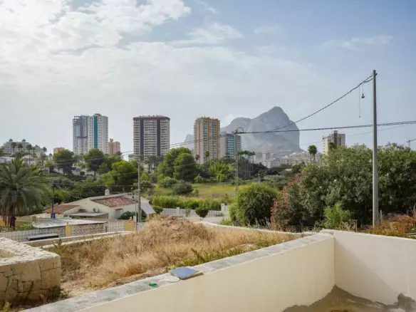 3-bedroom Villa In Calpe, Spain (284 M²)