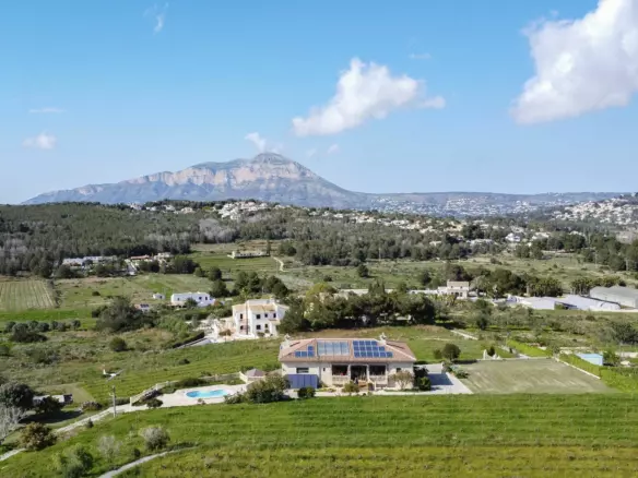 4-bedroom Villa In Jávea – Xàbia, Spain (540 M²)