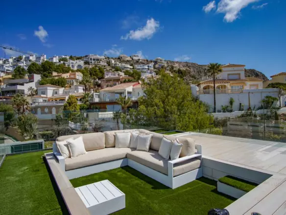 6-bedroom Villa In Altea, Spain (547 M²)