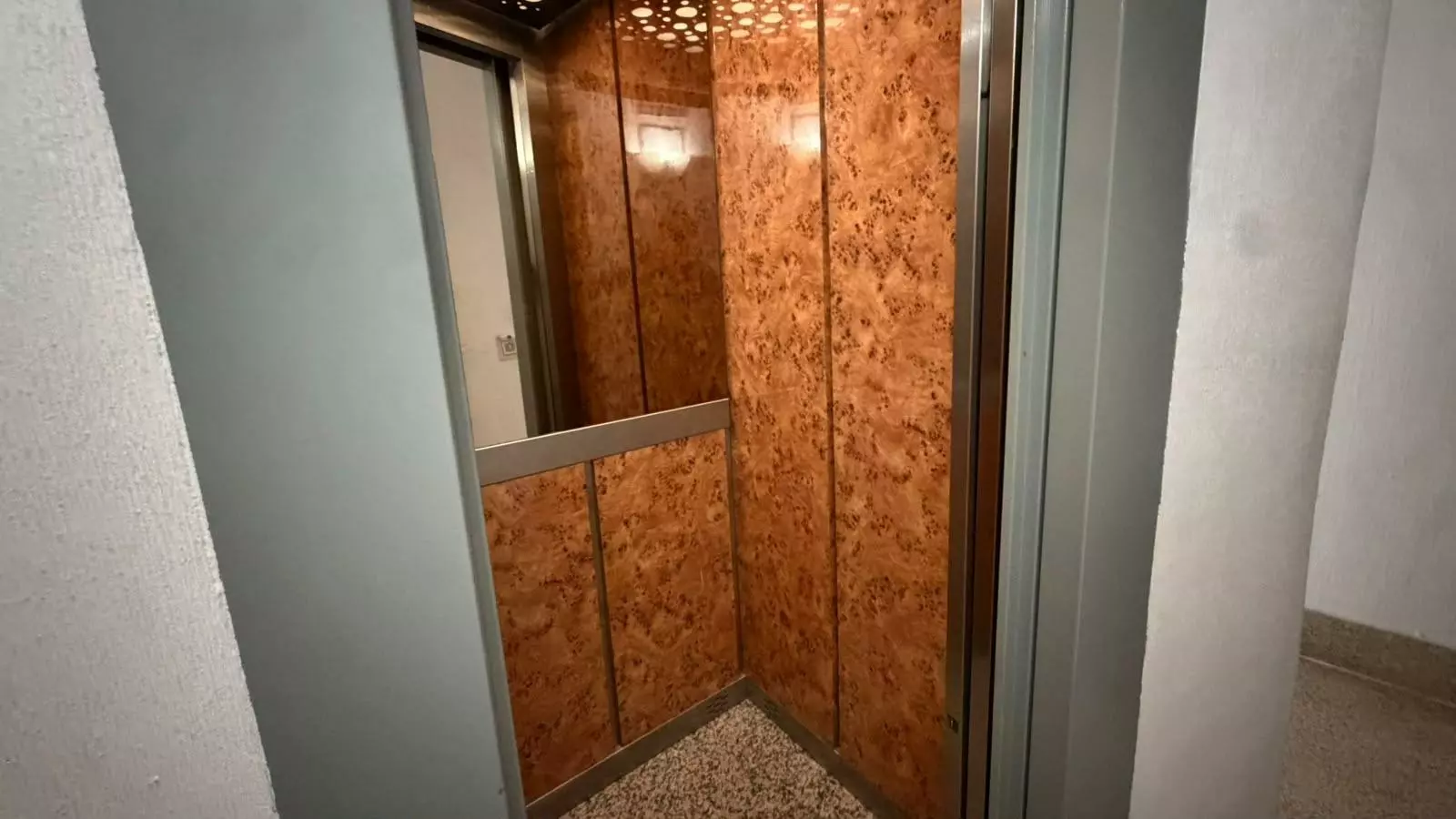 2-9-0baf7f 2-bedroom Flat In Alicante, Spain (76 M²)