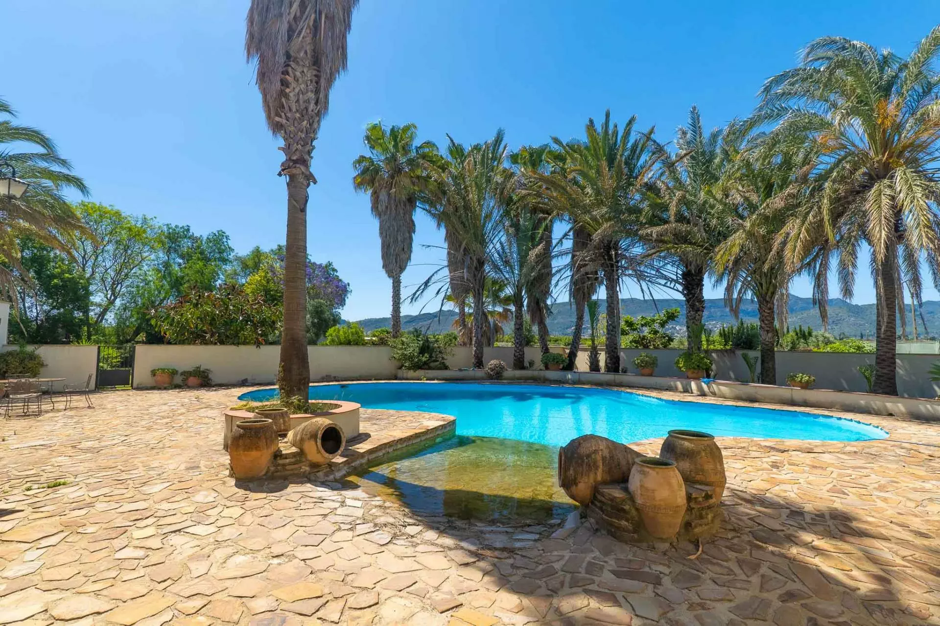 2-9-0d732e 5-bedroom Villa In Ondara, Spain (1.025 M²)