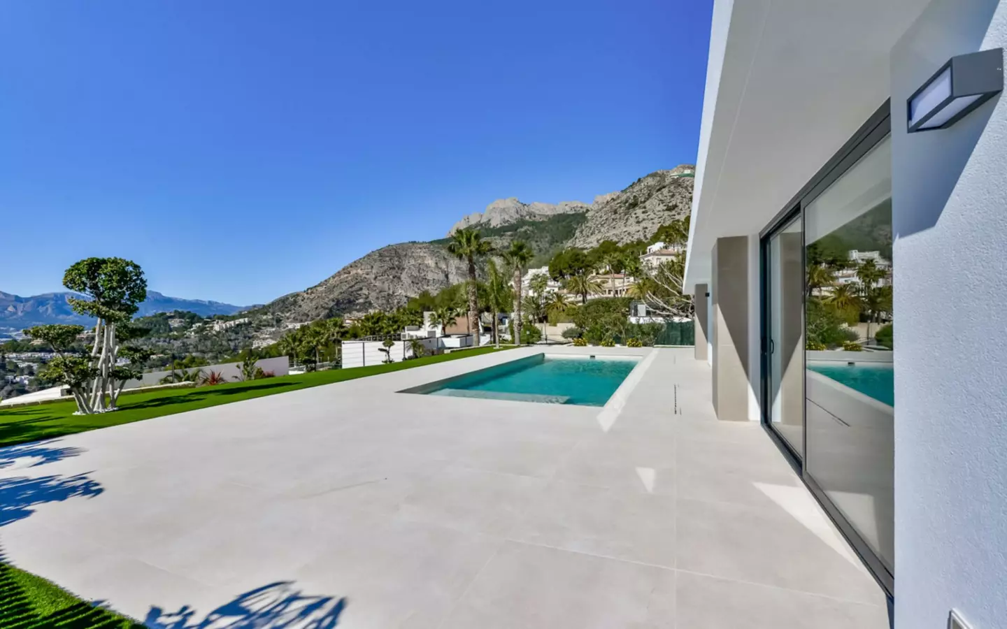 5-bedroom Villa In Altea, Spain (390 M²)