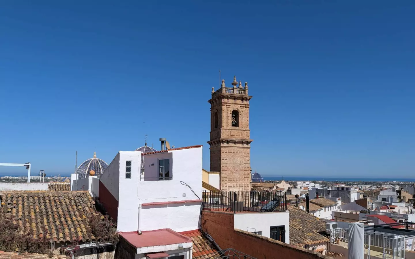 3-bedroom House In Oliva, Spain (289 M²)