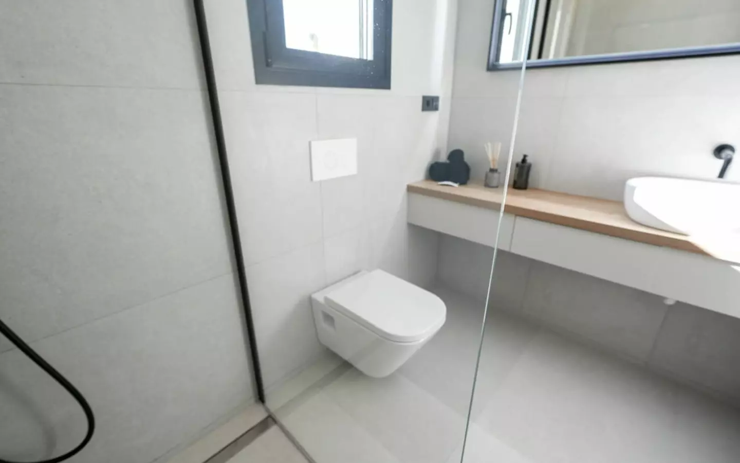 3-bedroom Villa In Polop, Spain (293 M²)