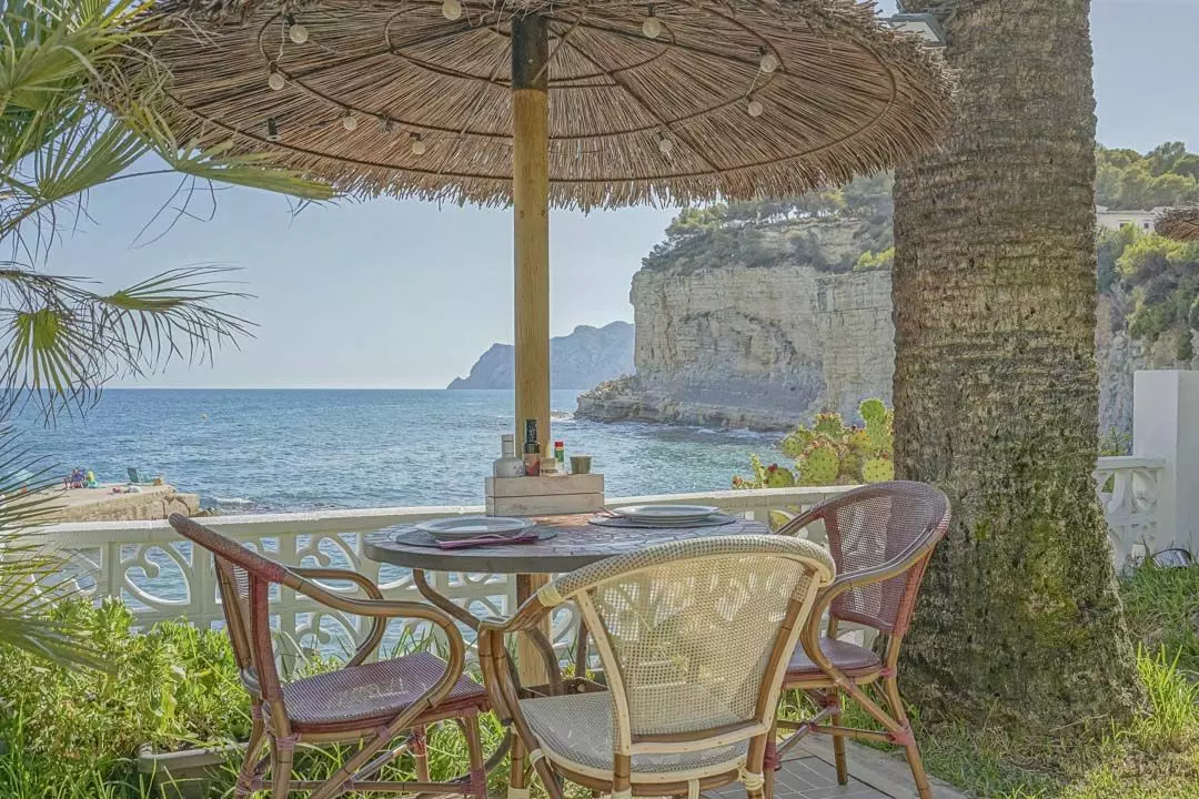 Plot In Benissa, Spain (1.056 M² Plot)