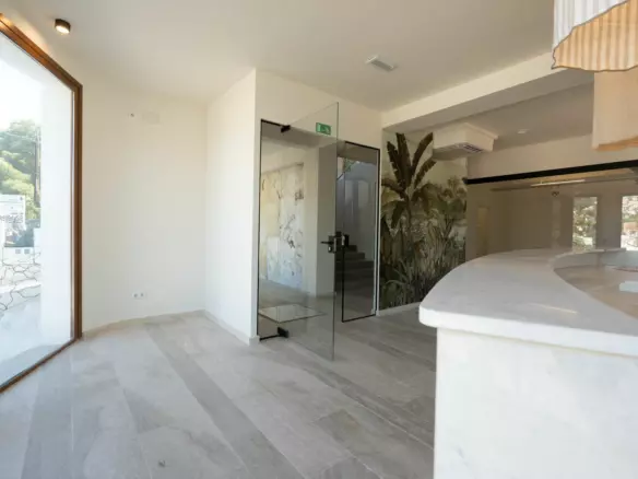 3-bedroom Commercial Unit In Benissa, Spain (301 M²)