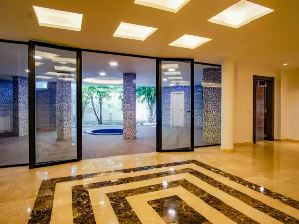 5-bedroom Villa In L’alfas Del Pi, Spain (810 M²)
