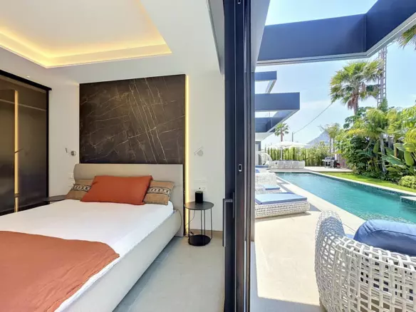 4-bedroom Villa In Calpe, Spain (346 M²)