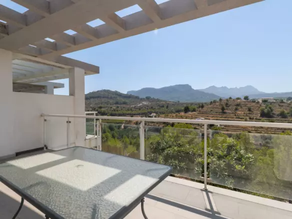3-bedroom Villa In Calpe, Spain (120 M²)